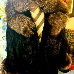 RUSSIAN BLUE FOX & BEAVER COAT 44-46 XL